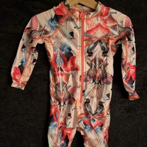 MOLO UV-drakt og solhatt str 86/92