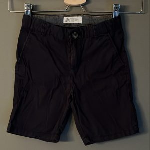 HM shorts str 110